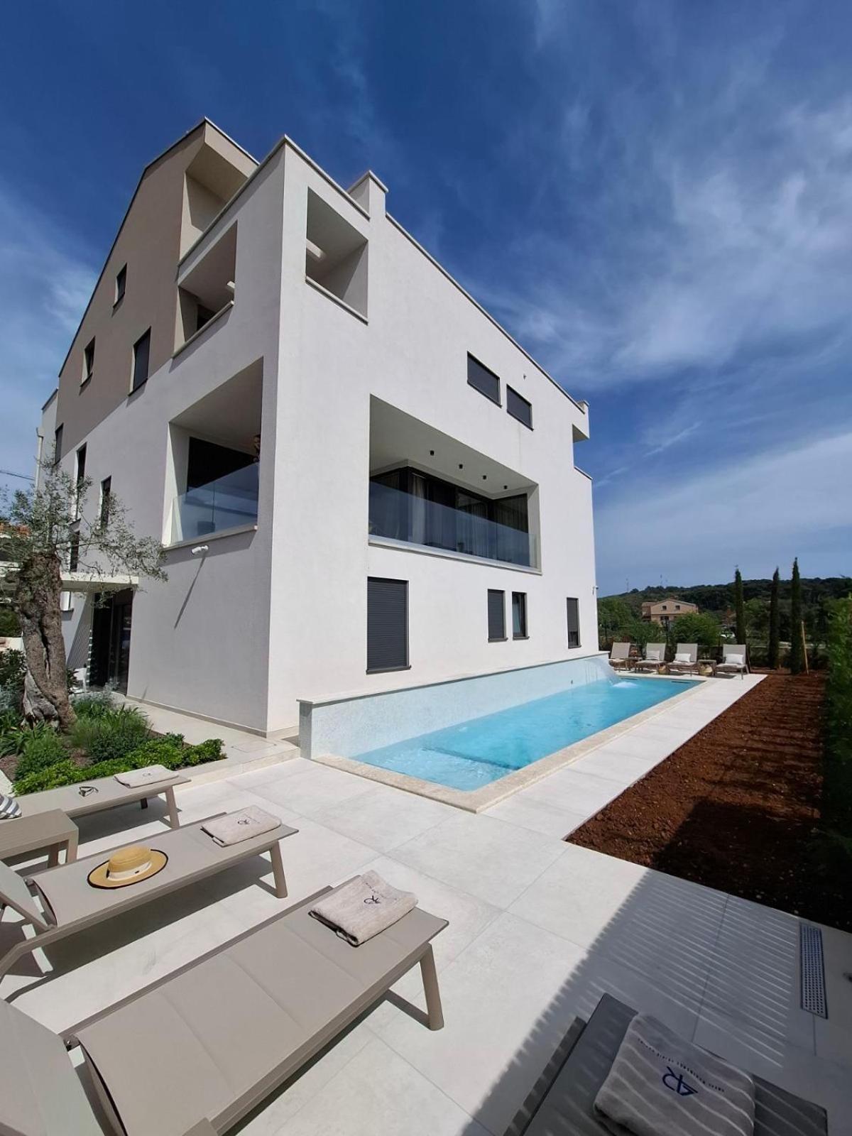4R Royal Residence Rojnic Rovinj 3 Exterior photo